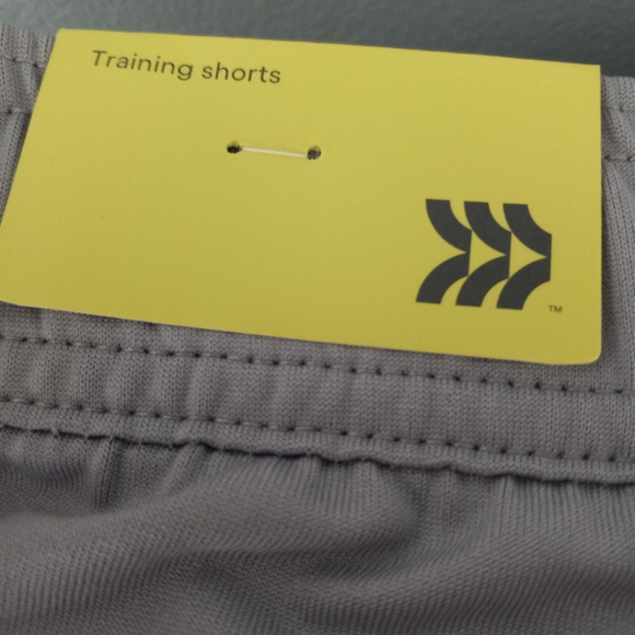 All in motion gray athletic pull on shorts size XXL - Picture 4 of 7